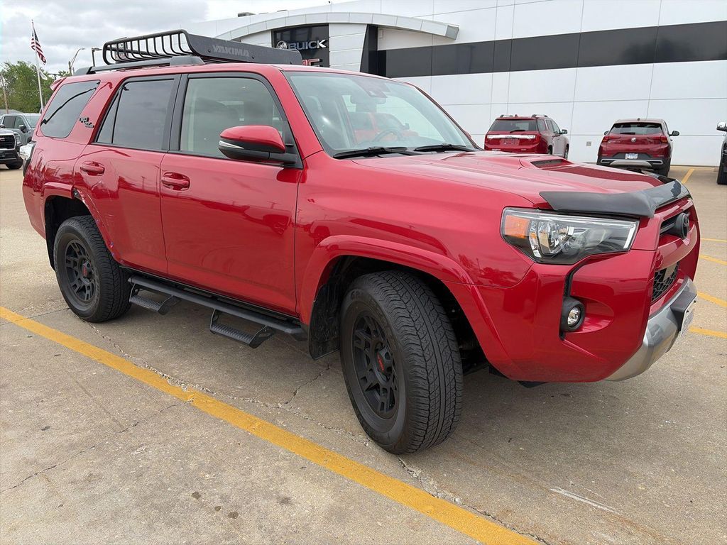 TOYOTA 4RUNNER - 2