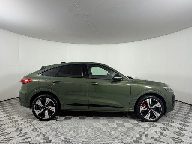 صورة 8 لـ 2026 AUDI SQ5 3.0T PREMIUM PLUS