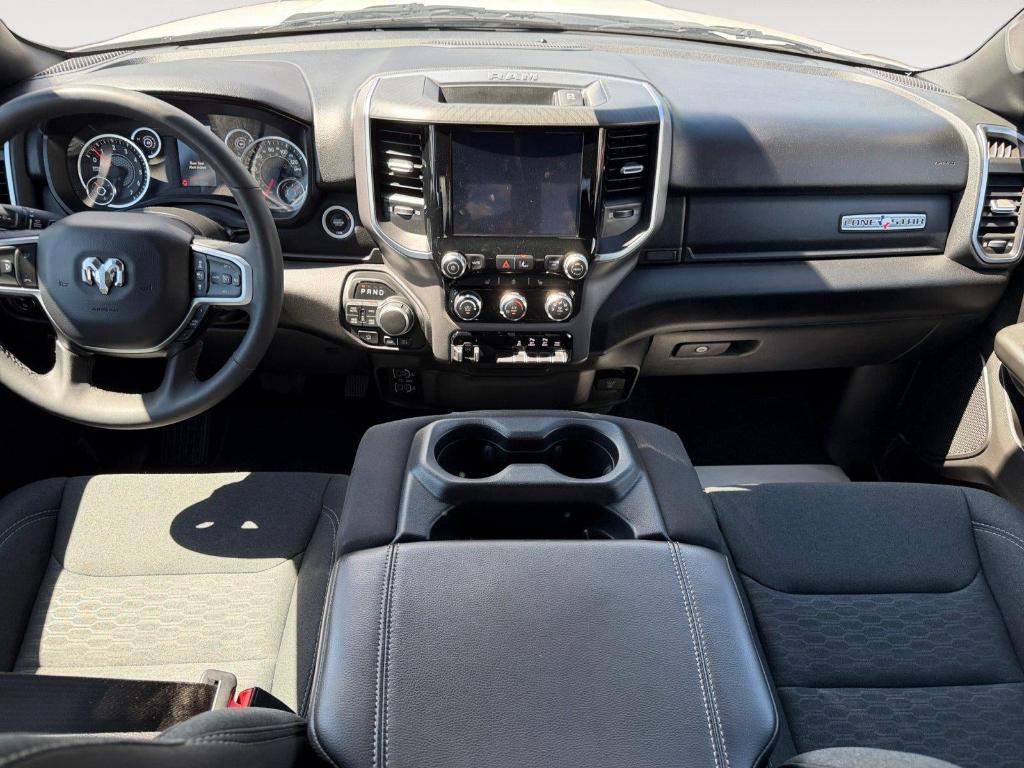 صورة 9 لـ 2025 RAM 1500 LONE STAR