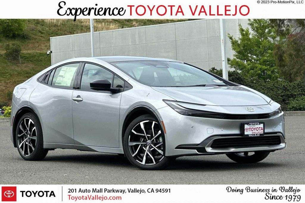 New 2026 Toyota Prius Plug-In Hybrid XSE Premium