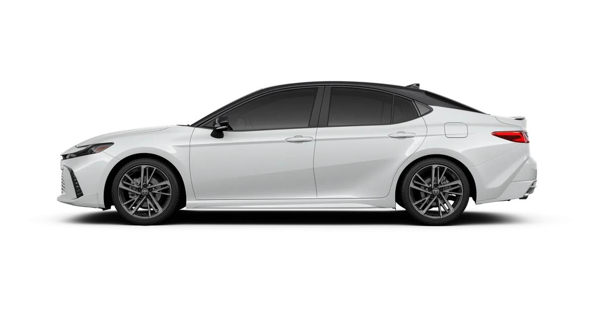 TOYOTA CAMRY - 6