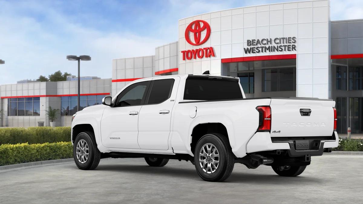 2026 Toyota TACOMA SR5 — фото 9