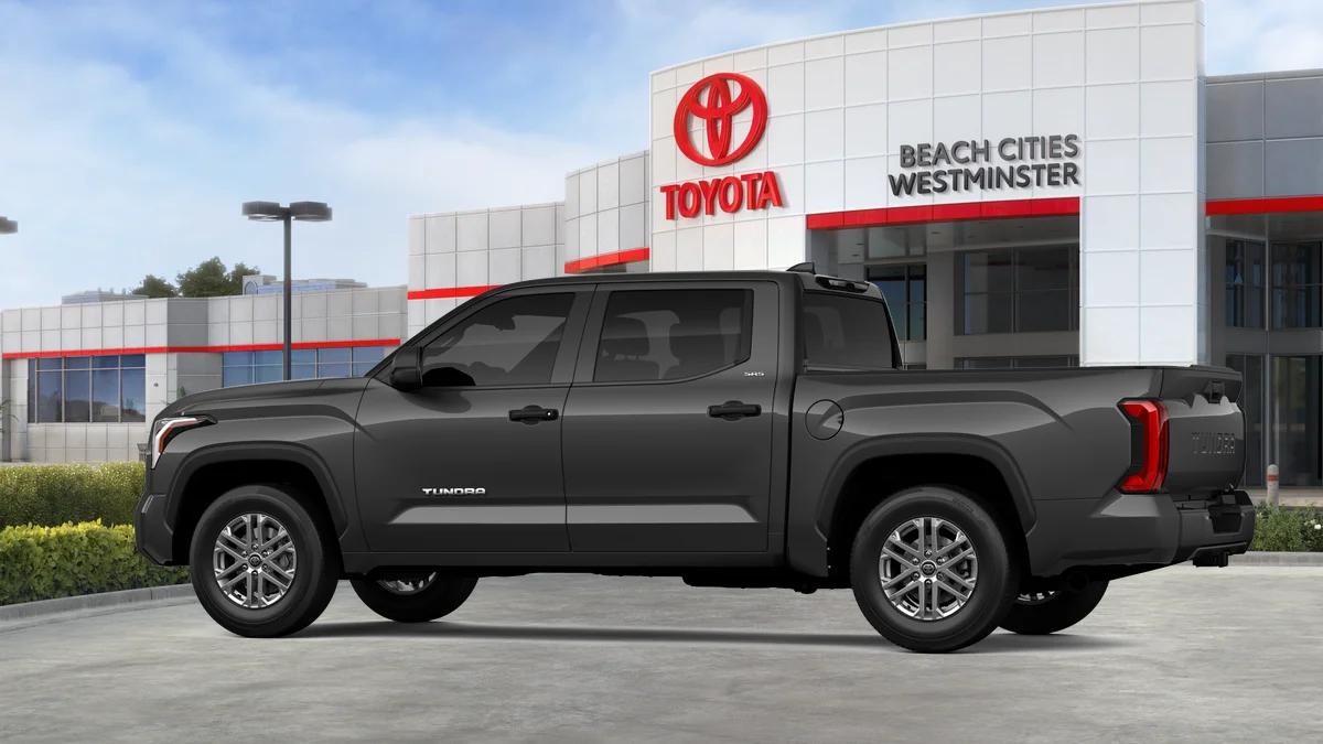 2026 Toyota TUNDRA SR5 — фото 8