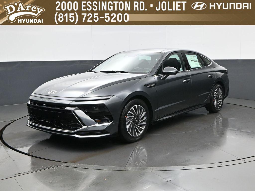 New 2026 Hyundai SONATA Hybrid Limited