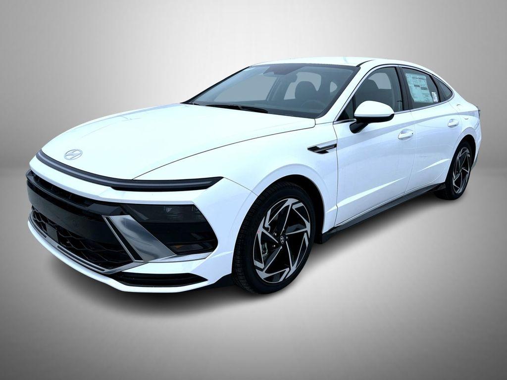New 2026 Hyundai SONATA SEL Sport