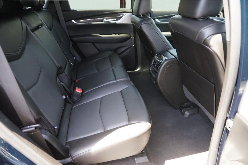 2025 Cadillac XT5 SPORT 照片 16