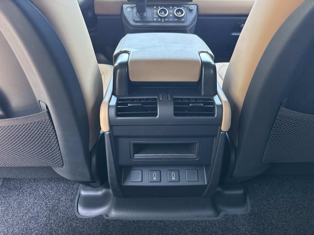 صورة مصغرة 16 لـ 2026 LAND Rover DEFENDER X-DYNAMIC SE