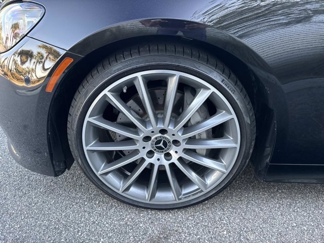 MERCEDES-BENZ E-CLASS - 10