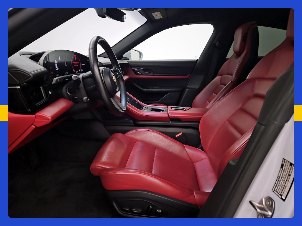 2021 Porsche TAYCAN 照片 13