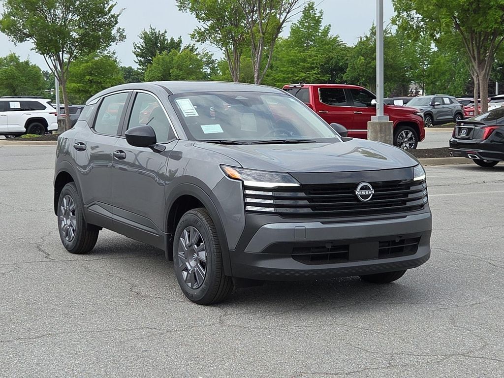 New 2026 Nissan Kicks S