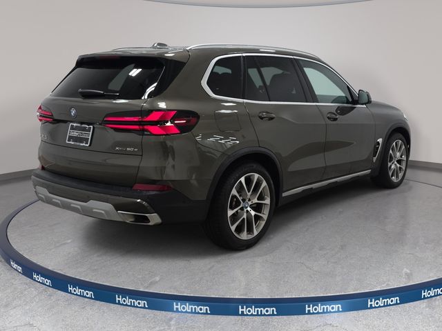 صورة 5 لـ 2024 BMW X5 XDRIVE50E
