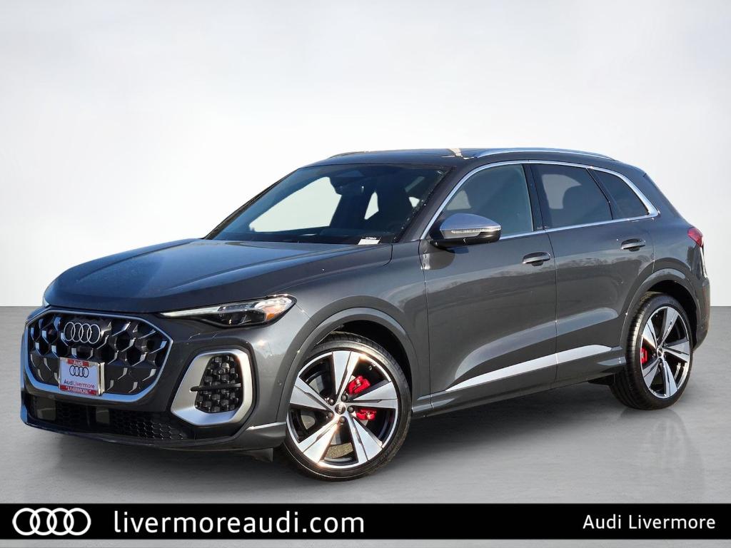 New 2025 Audi SQ5 3.0T quattro Premium