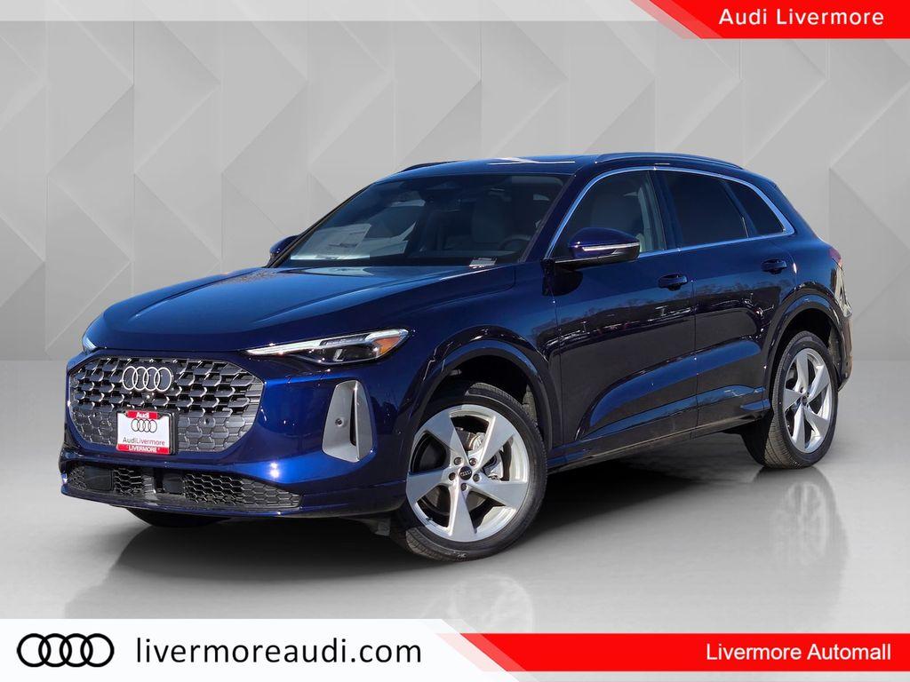 New 2025 Audi Q5 2.0T quattro Premium