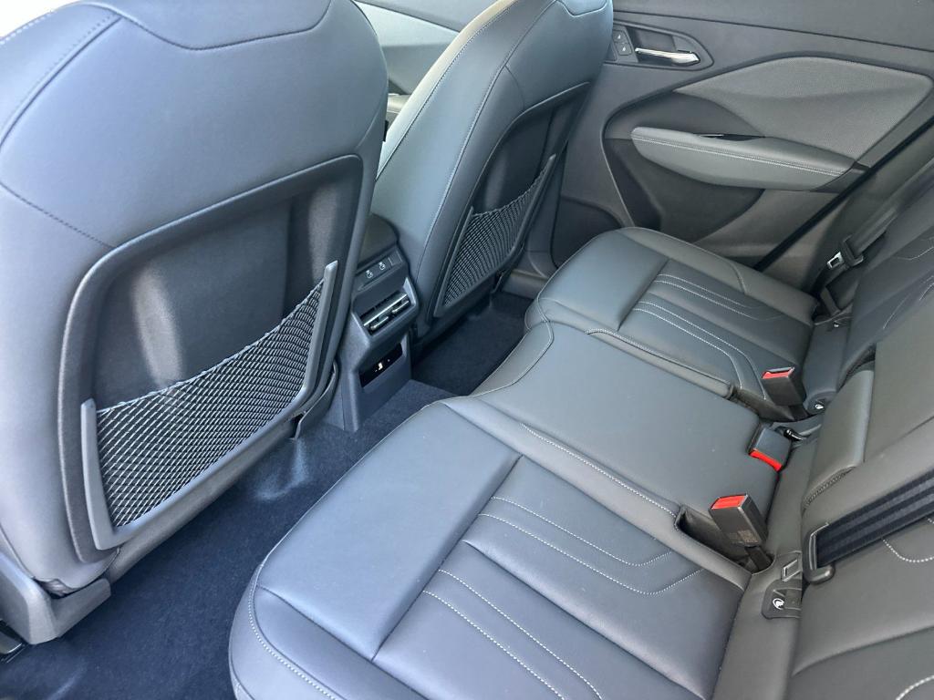 صورة مصغرة 11 لـ 2026 AUDI Q3 S LINE