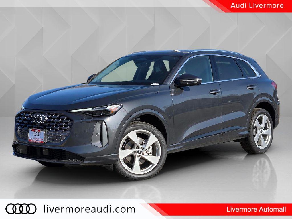 New 2025 Audi Q5 2.0T quattro Premium