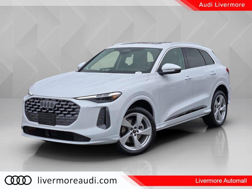 New 2025 Audi Q5 2.0T quattro Premium