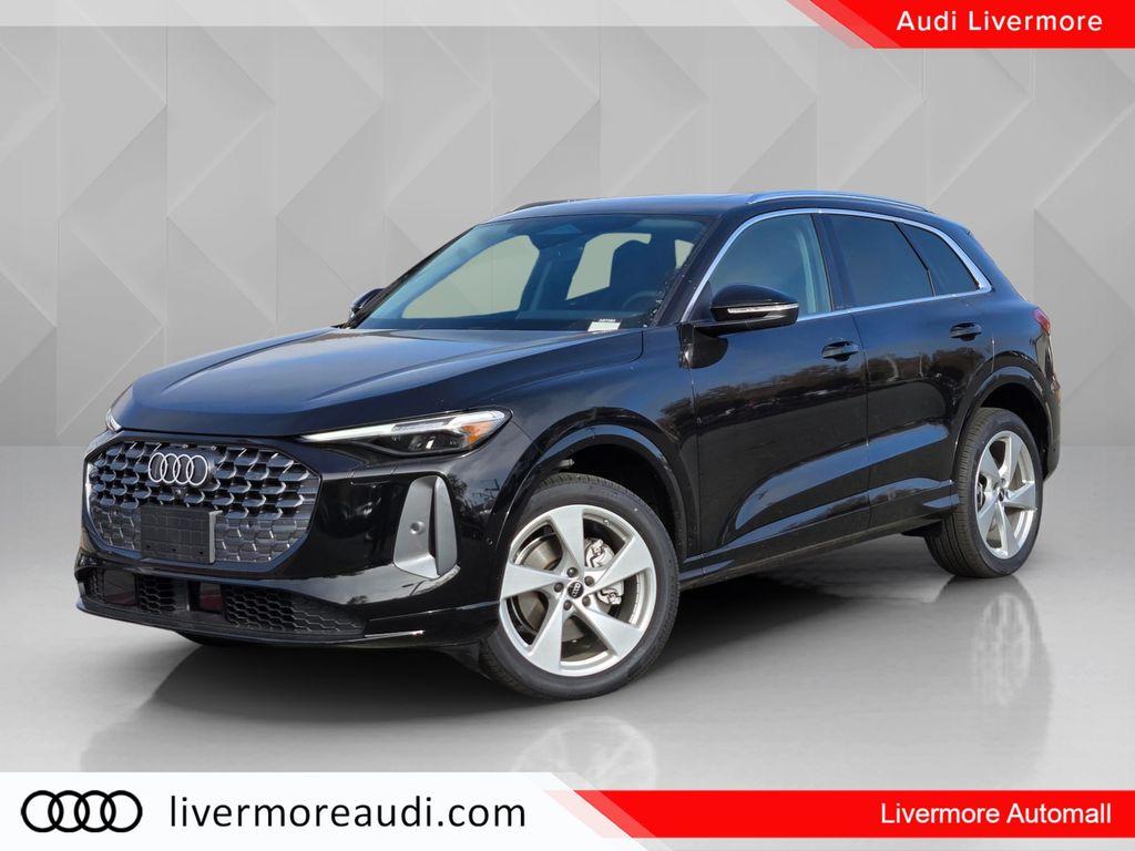 New 2025 Audi Q5 2.0T quattro Premium