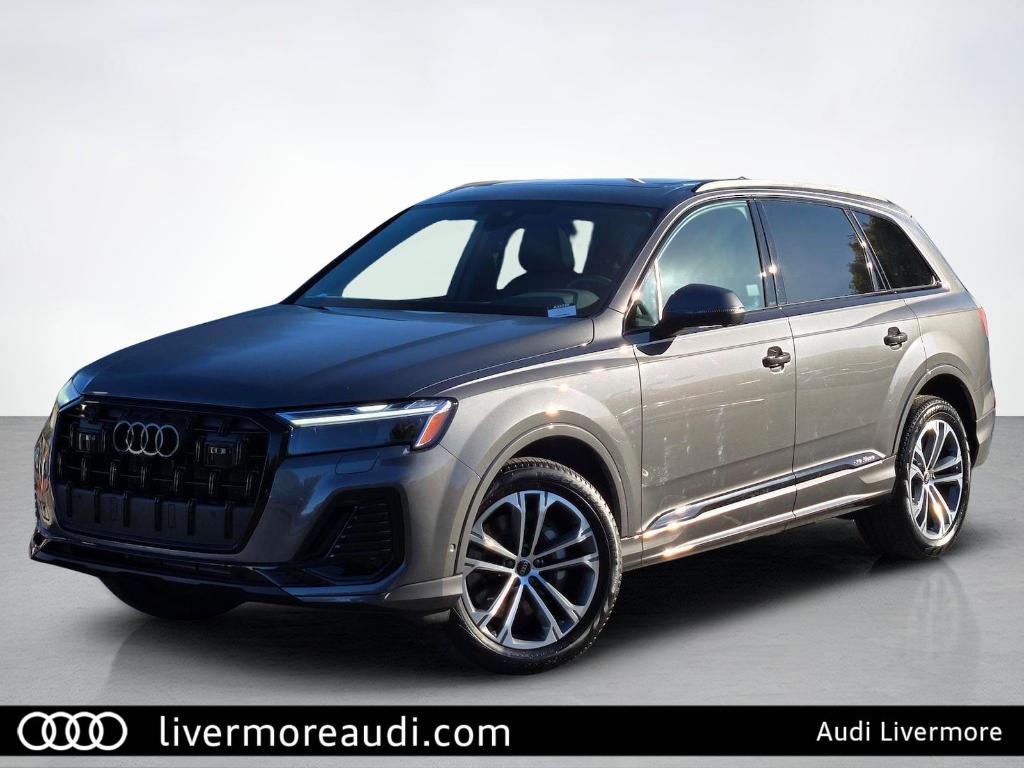 New 2025 Audi Q7 45 Premium Plus