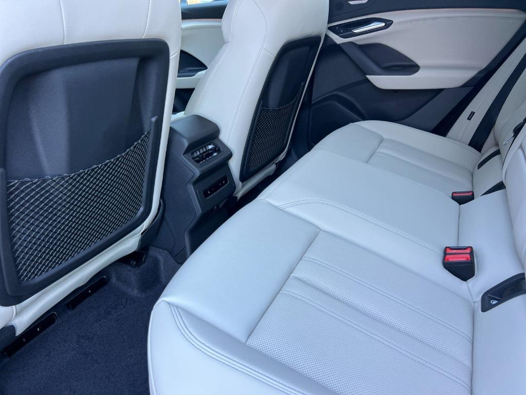 2027 AUDI Q6 E-TRON PREMIUM PLUS — миниатюра 11