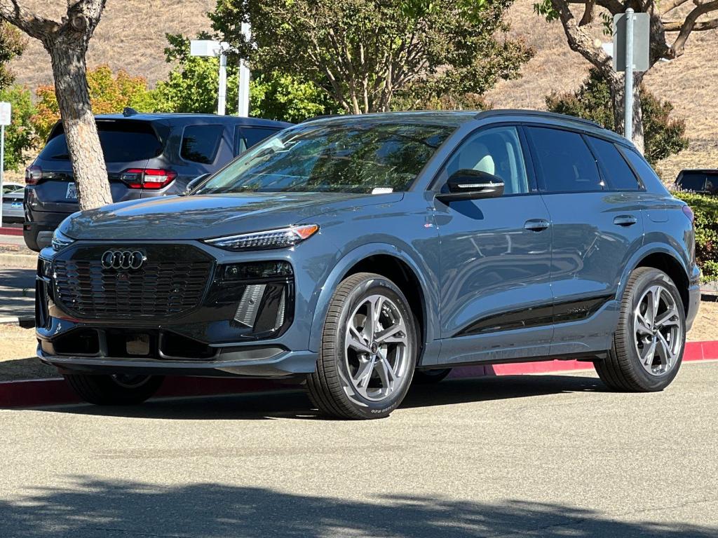 صورة 1 لـ 2027 AUDI Q6 E-TRON PREMIUM PLUS