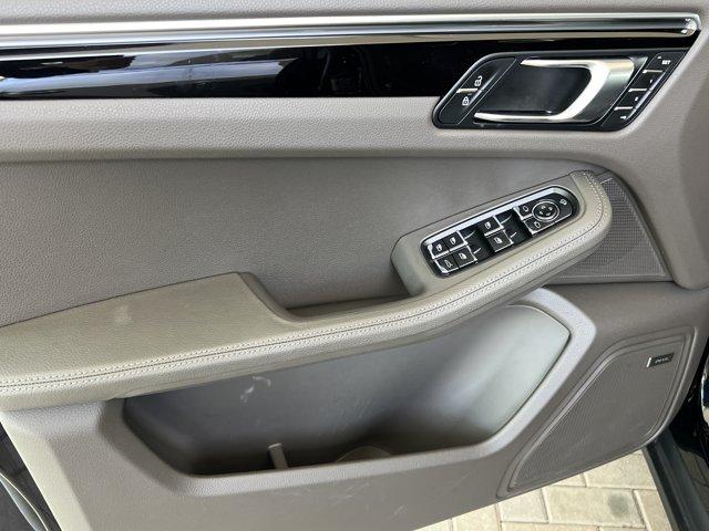 صورة مصغرة 13 لـ 2025 Porsche MACAN
