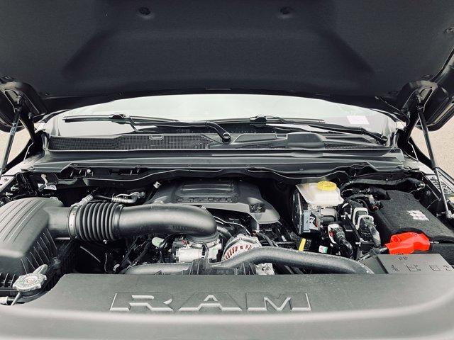 2027 RAM 1500 WARLOCK — миниатюра 19