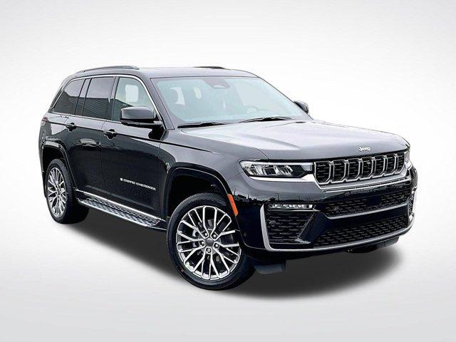 New 2026 Jeep Grand Cherokee Summit