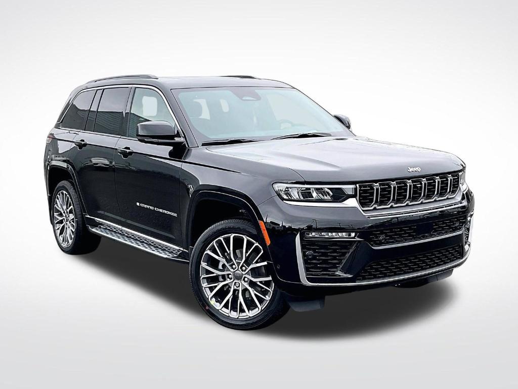 New 2026 Jeep Grand Cherokee Summit