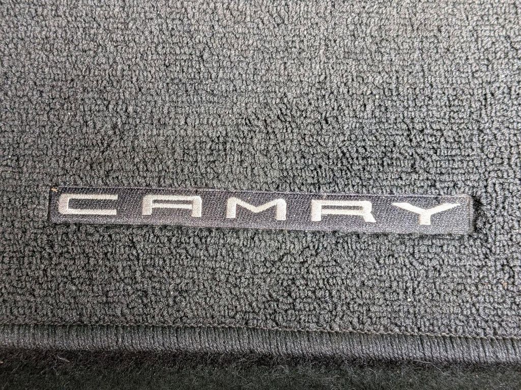 TOYOTA CAMRY - 5