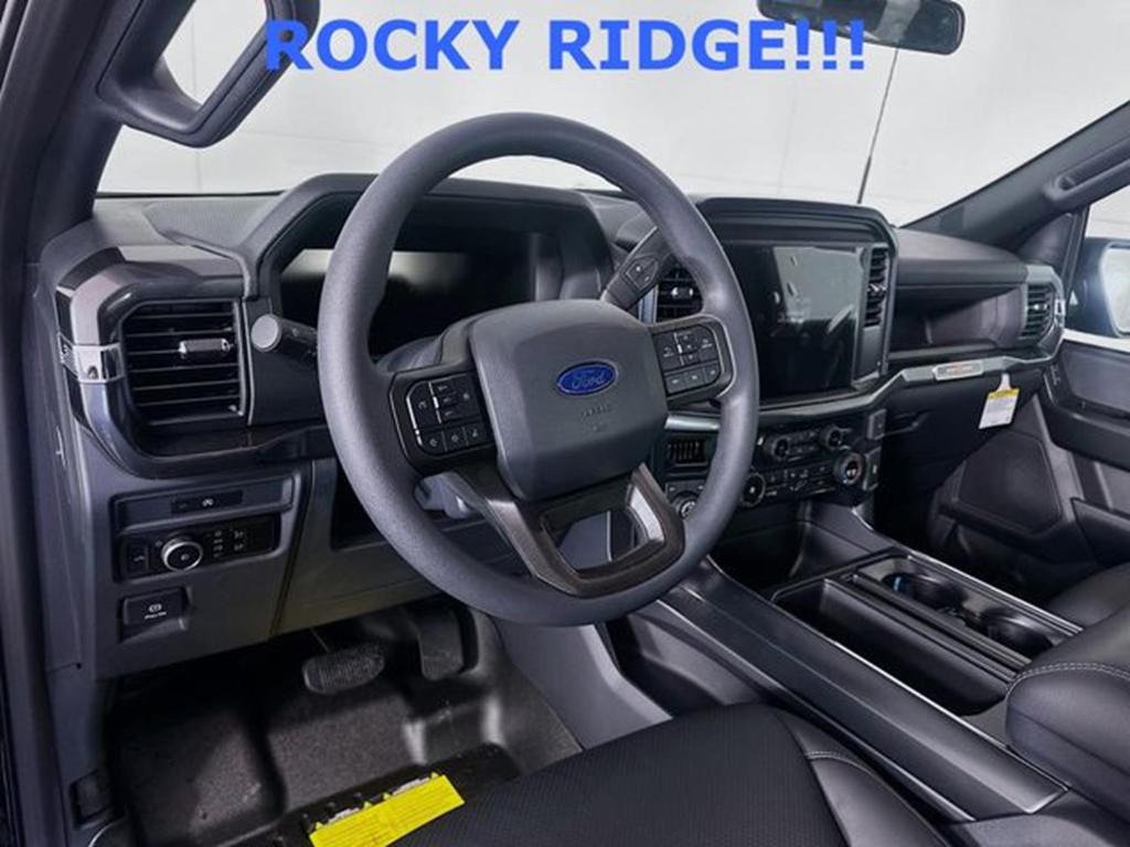 FORD F-150 STX - 8