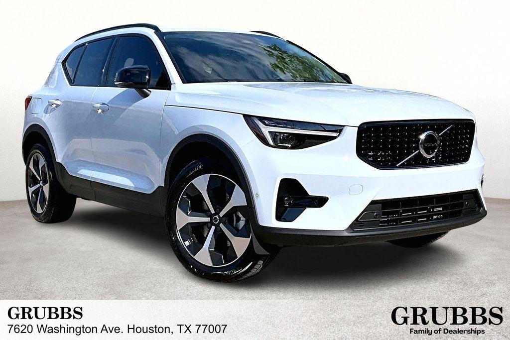New 2026 Volvo XC40 B5 Plus