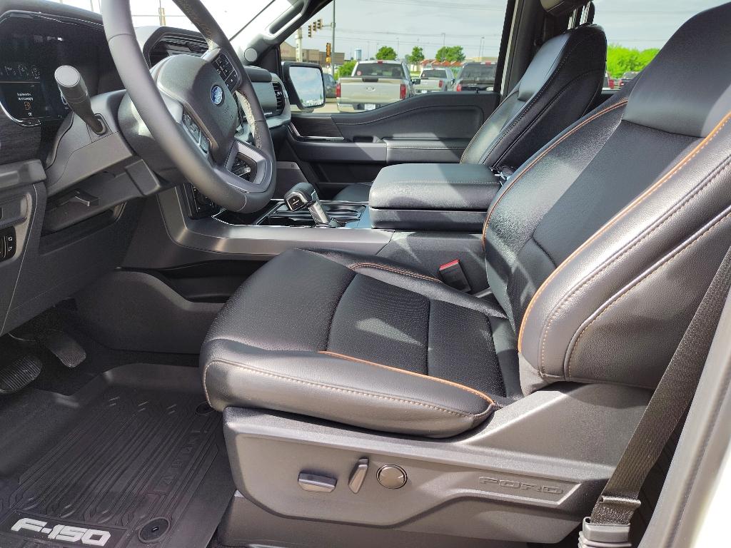 2025 FORD F-150 LARIAT 缩略图 12