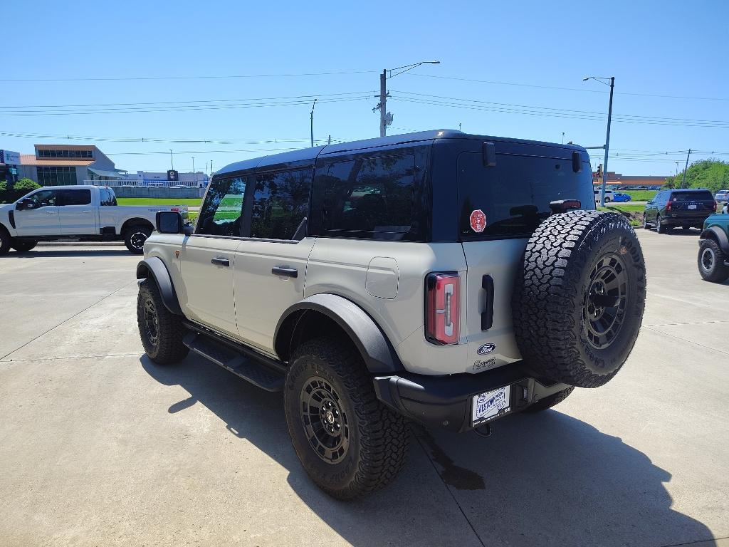 FORD BRONCO BADLANDS - 8