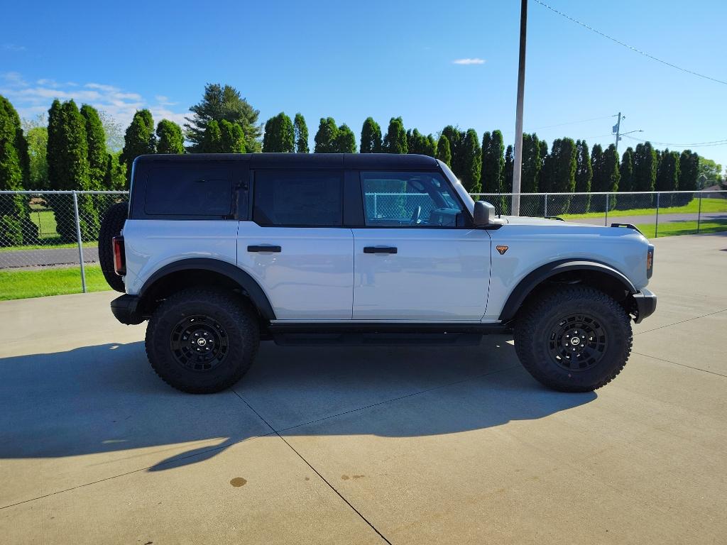 FORD BRONCO - 6