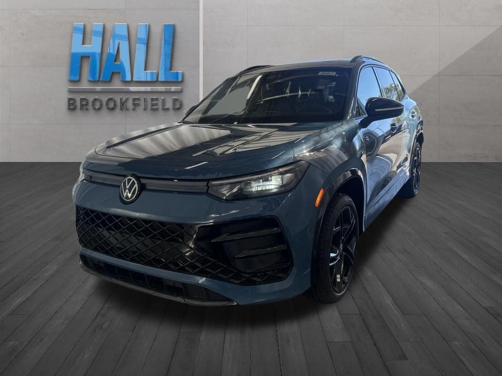 New 2026 Volkswagen Tiguan 2.0T SE R-Line Black