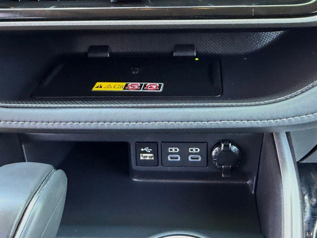 2025 Toyota HIGHLANDER XLE 缩略图 28