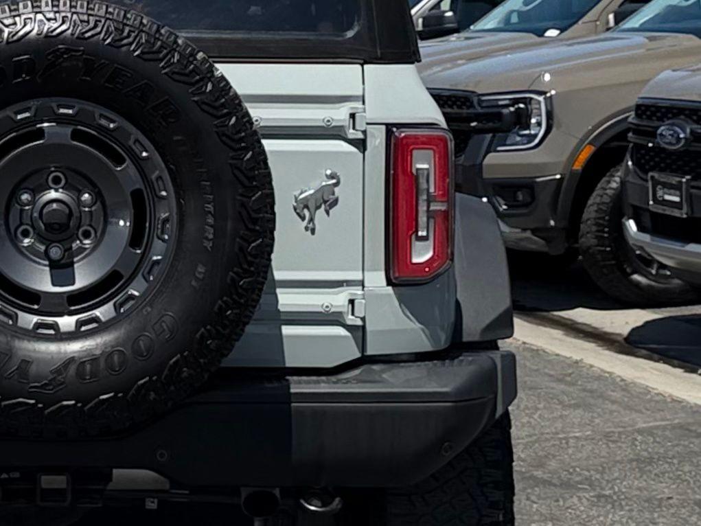 FORD BRONCO BADLANDS - 10