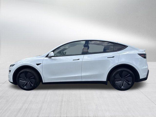 2026 Tesla MODEL Y — фото 8