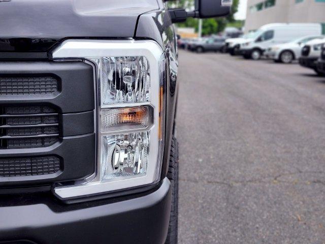 2026 FORD F-350 XL — миниатюра 10