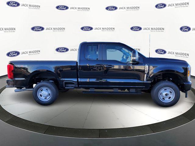 2026 FORD F-350 XLT — фото 6