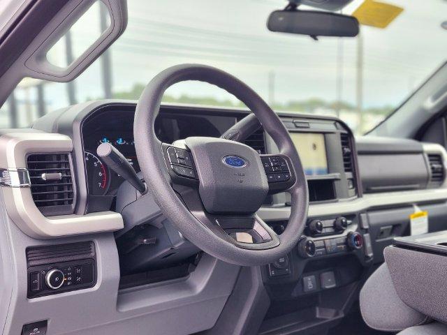 2026 FORD F-350 XLT thumbnail 19