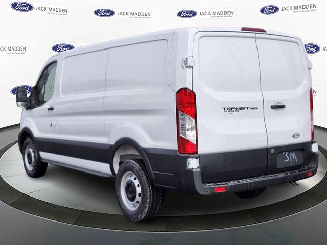 صورة 3 لـ 2026 FORD TRANSIT-250 BASE