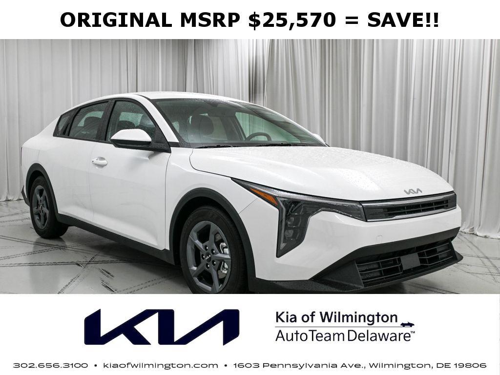 New 2026 Kia K4 LXS