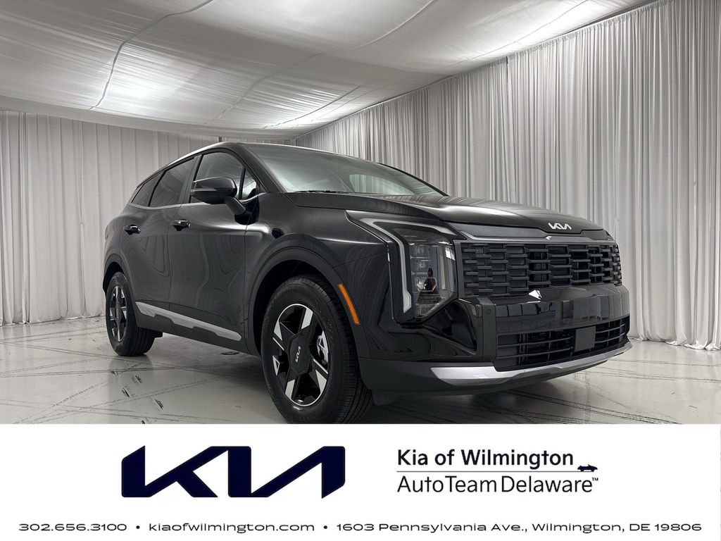 New 2027 Kia Sportage LX