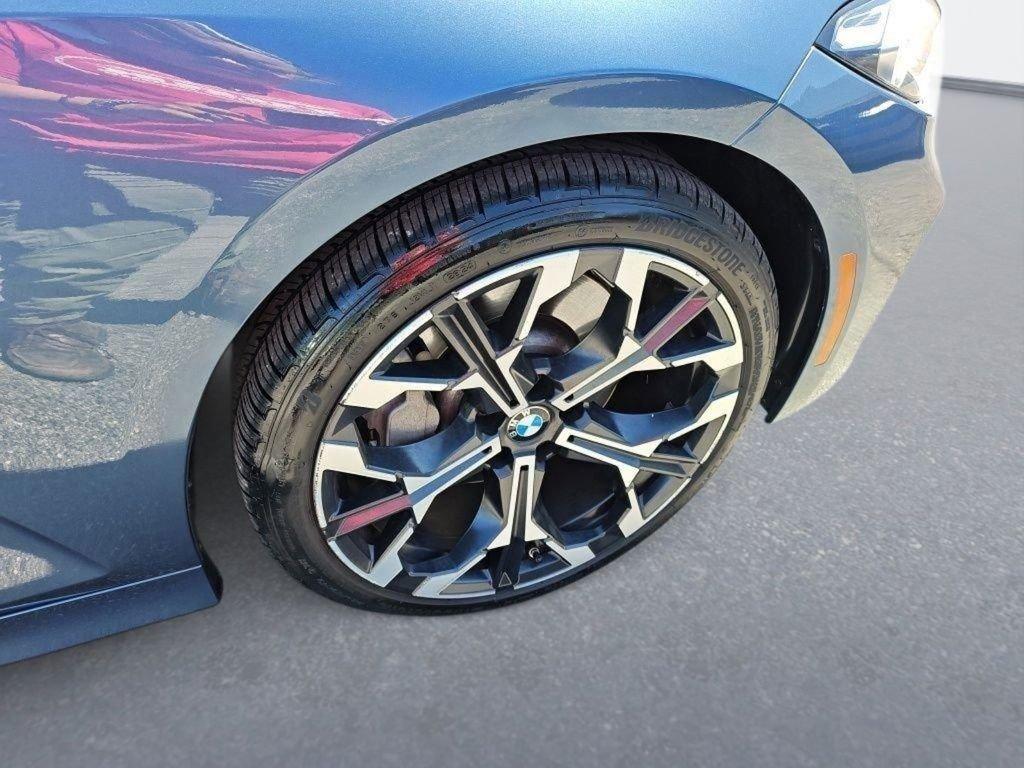 صورة مصغرة 12 لـ 2025 BMW 330 I XDRIVE