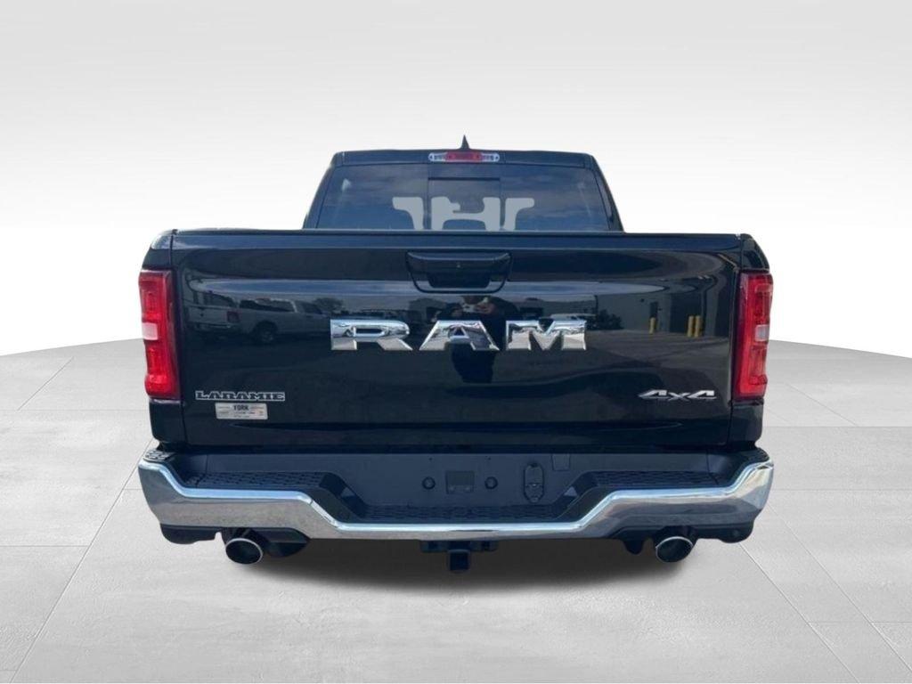 صورة 6 لـ 2026 RAM 1500 LARAMIE