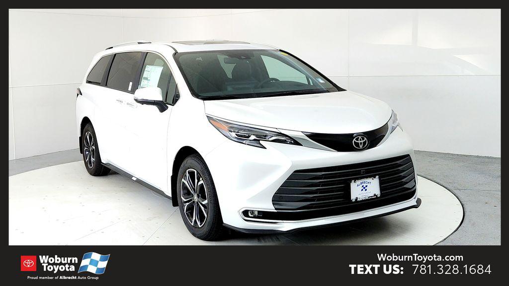 New 2026 Toyota Sienna Platinum