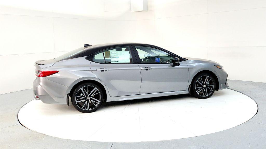 صورة 6 لـ 2026 Toyota CAMRY XSE