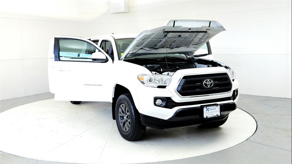 TOYOTA TACOMA - 9
