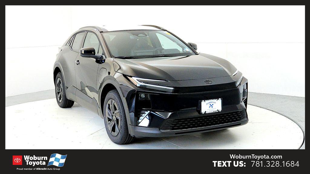New 2026 Toyota C-HR SE